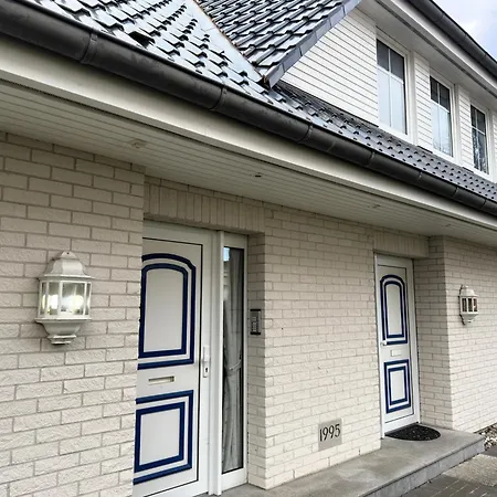 Geraeumige Mit Garten In Zingst, Cleaning Included شقة *