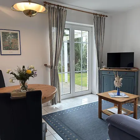 شقة Geraeumige Mit Garten In Zingst, Cleaning Included زنغست