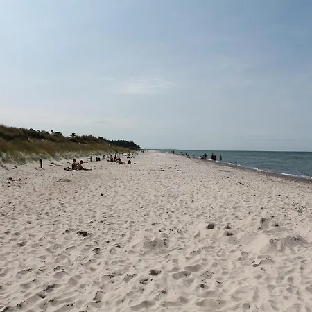 Apartmán Geraeumige Mit Garten In Zingst, Cleaning Included *