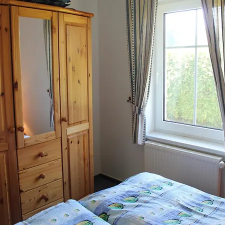 Geraeumige Mit Garten In Zingst, Cleaning Included Apartmán