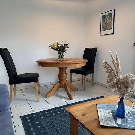 Geraeumige Mit Garten In Zingst, Cleaning Included *